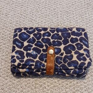 Street Level Blue Animal Print Accessory